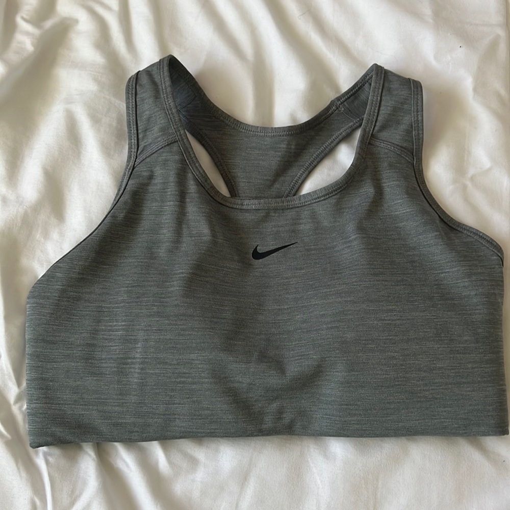 New sports bra Nike